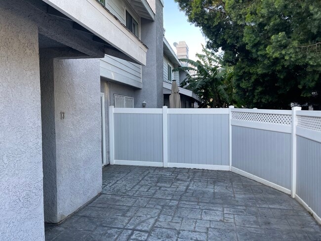 Photo - 8350 Burnet Ave Unit # 13