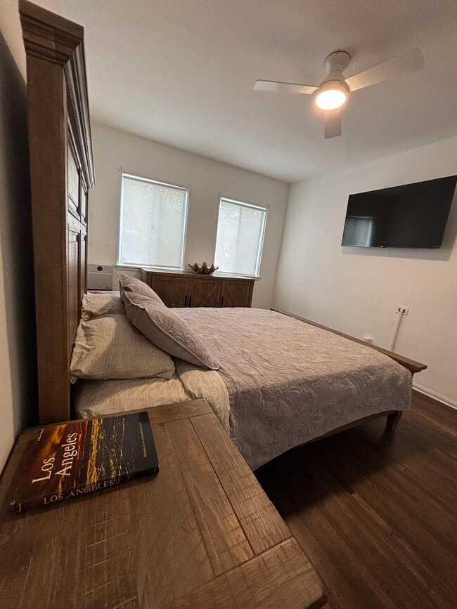 Building Photo - 3820 Keystone Ave Unit Keystone -  1