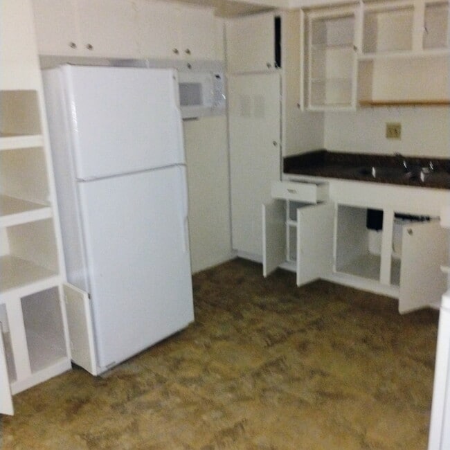 Building Photo - 215 W Grace St Unit #A
