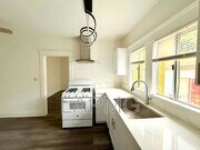 Photo - 1910.5 Daly St