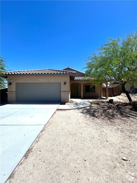 Building Photo - 6641 Ivanpah Ave Rental