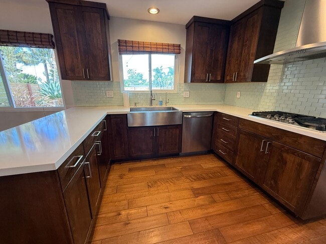 Photo - 1115 Balour Dr