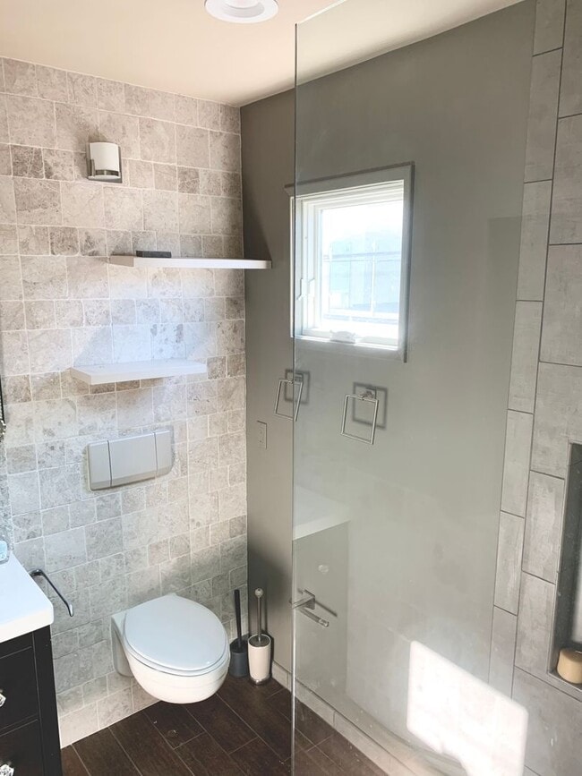 Photo - Home-Sweet-Home Vibe in Harper Ave! Unit 747 N. Harper Ave. - A
