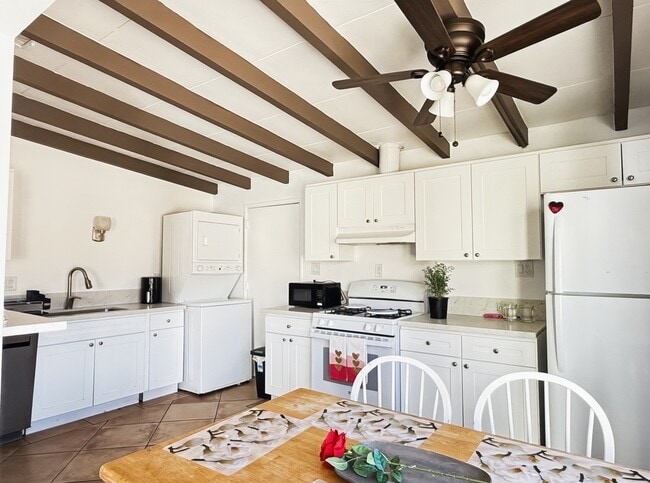 Photo - 66824 Estrella Ave