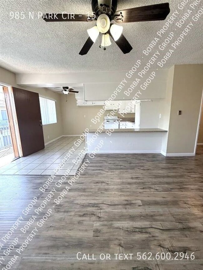 Photo - 985 N Pk Cir Unit 15