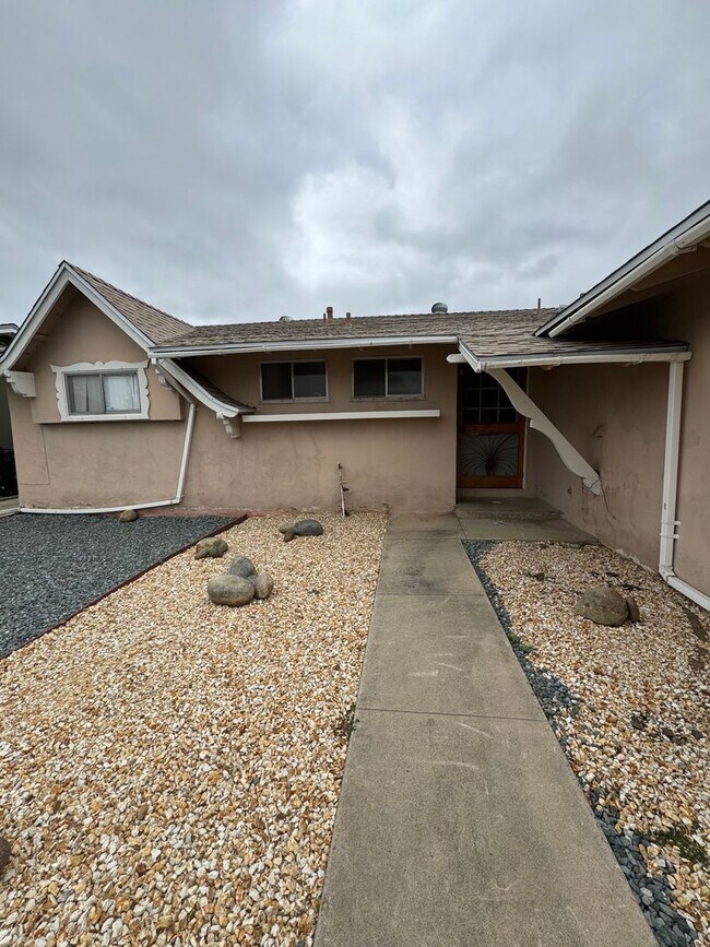 Photo - 3 Bedroom House on Tolowa Street