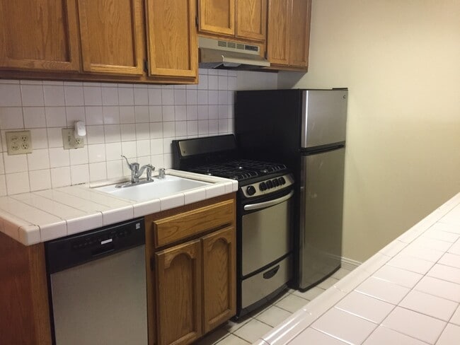 Photo - Los Caballeros #313 Unit 313