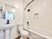 Photo - 2165 W Washington Blvd Unit 5