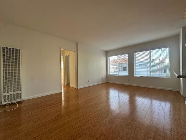 Photo - 23 Thornton Ave Unit 7