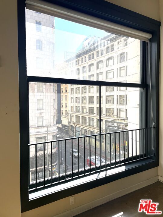 Photo - 315 W 5th St Unit 710