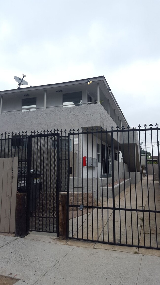 1bd/1bth Apartment in Gated Community near... - 1bd/1bth Apartment in Gated Community near... Unit 07