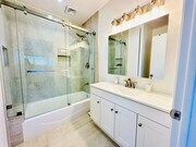 Main Bathroom1 - 1307 Aviation Blvd