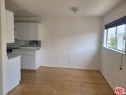 Photo - 960 Larrabee St Unit 310