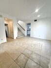 Photo - 28 Lansdale Ct House
