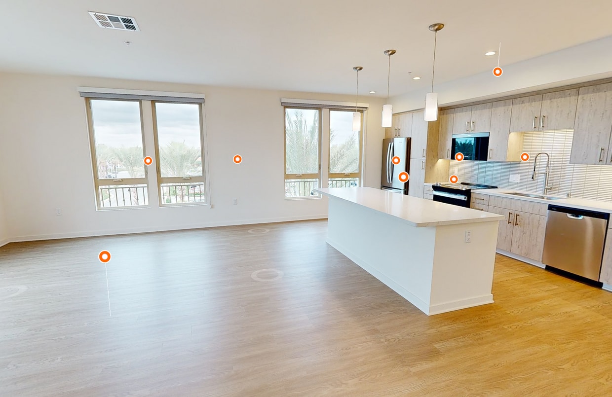 3D Tour - Colonnade at The Market Place