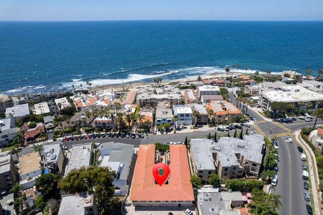 Beautiful 2 Bedroom in La Jolla Village wi... - Beautiful 2 Bedroom in La Jolla Village wi... Apartment Unit 345 1/2