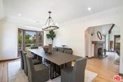 Photo - 137 N Poinsettia Pl