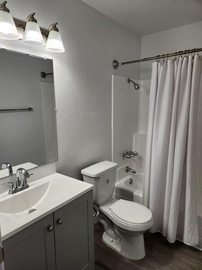 Photo - 8726 Independence Ave Unit 108P