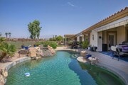 Photo - 37905 Pineknoll Ave