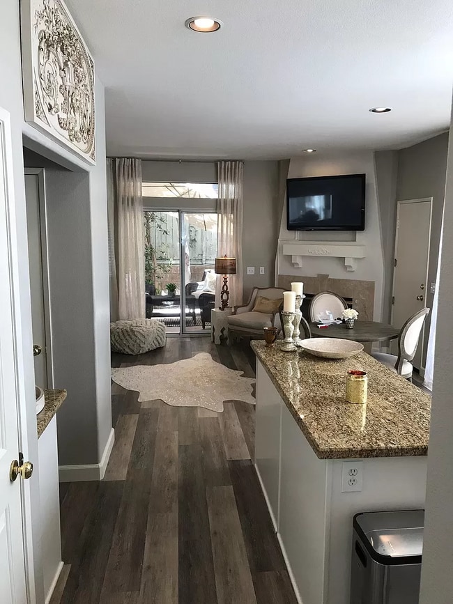 Photo - 1 Seven Kings Pl