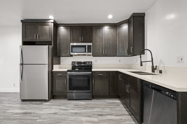 UNIT 8 taken (UNIT 3 is available) - 451 Coronado Terrace