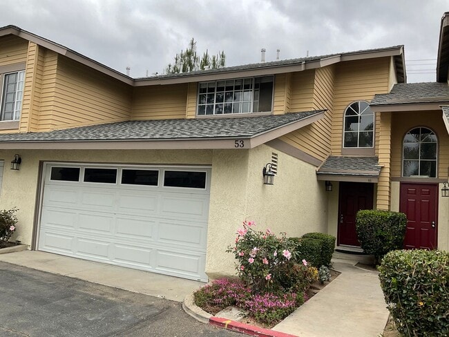 Building Photo - FOR LEASE 3 BEDROOM 2.5 BATH 2 Story Condo... Unit 53