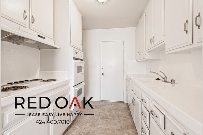 Photo - 319 S Clark Dr Unit 206