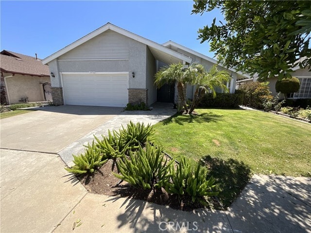 Building Photo - 19732 Greenleaf Plaza Rental