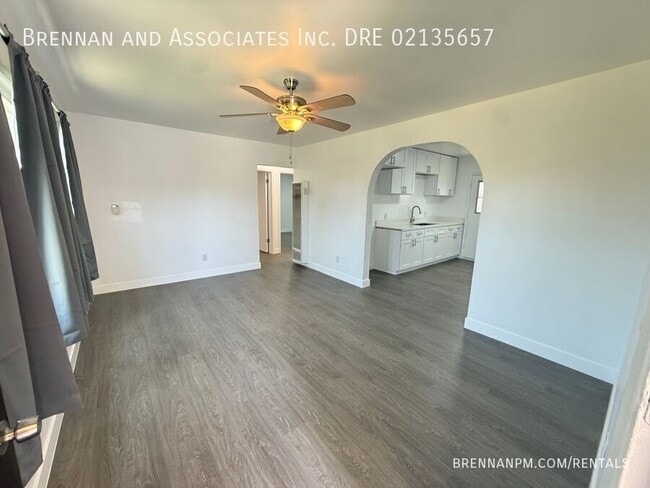 Photo - 511 Center St Unit #A