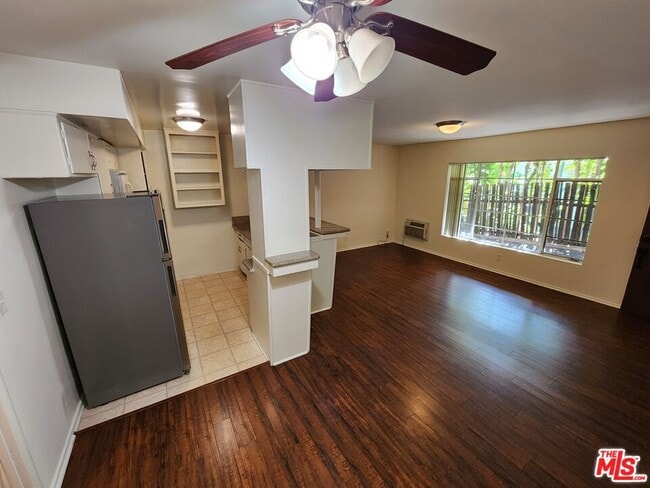 Photo - 1013 N San Vicente Blvd Unit 2