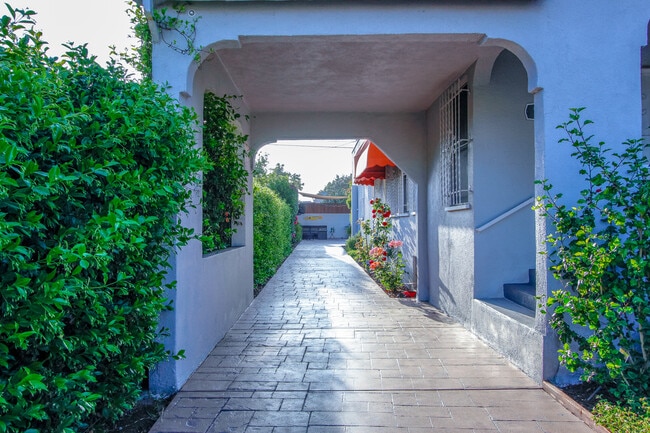 Photo - 1927 Hauser Blvd