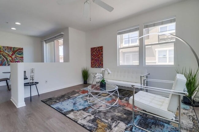 Tri-Level Townhome Condo for Rent – 2 Bed,... - Tri-Level Townhome Condo for Rent – 2 Bed,...