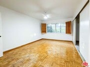 Photo - 5243 Village Green