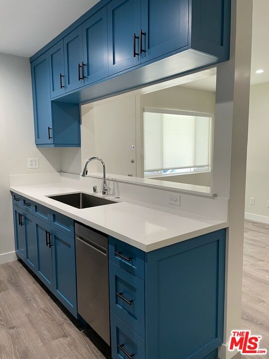 Photo - 27 Anchorage St Unit B