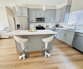 Photo - 8436 Oakdale Ave