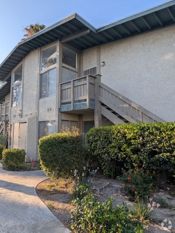 Building Photo - 1800 E Old Ranch Rd Rental