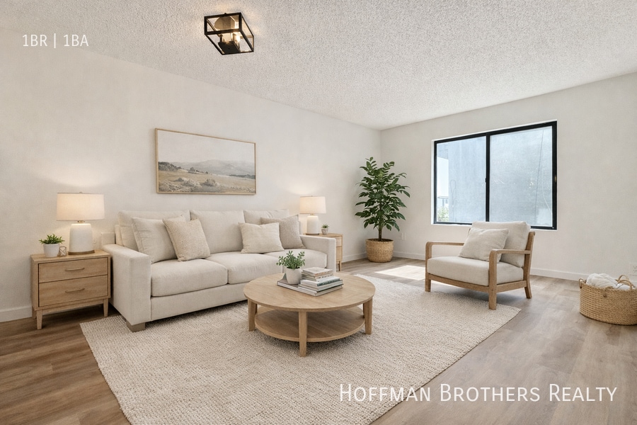 Photo - 11817 Victory Blvd Unit 104