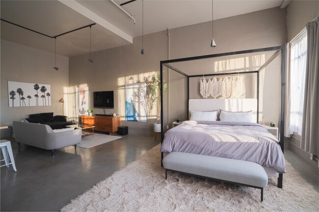 Building Photo - 849 S Broadway Unit 1204