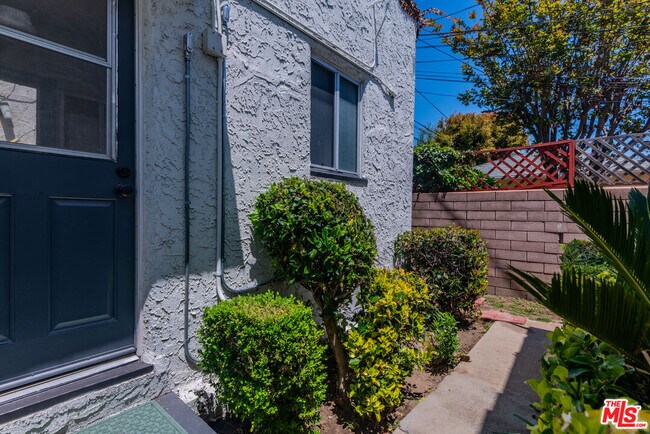 Photo - 4170 Ince Blvd