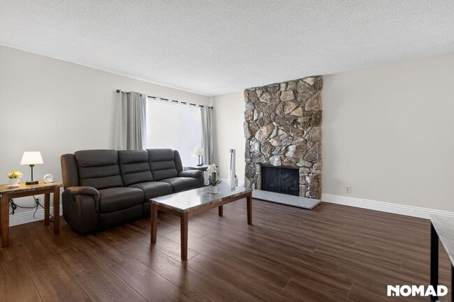 Photo - 866 S Stone Cir