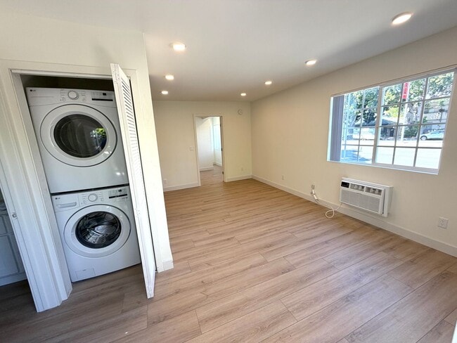 Photo - 1316 Venice Blvd. Unit 08