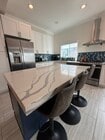 Photo - 833 Bard St