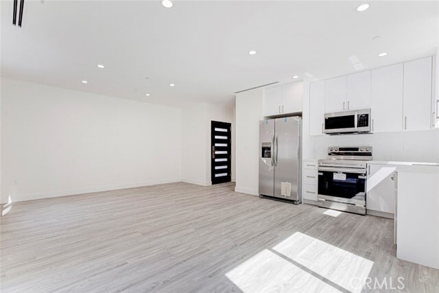 Photo - 7856 Kyle St