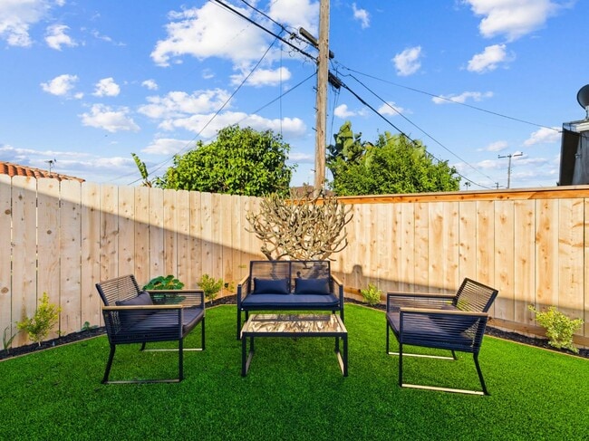 Photo - 436 Date Ave