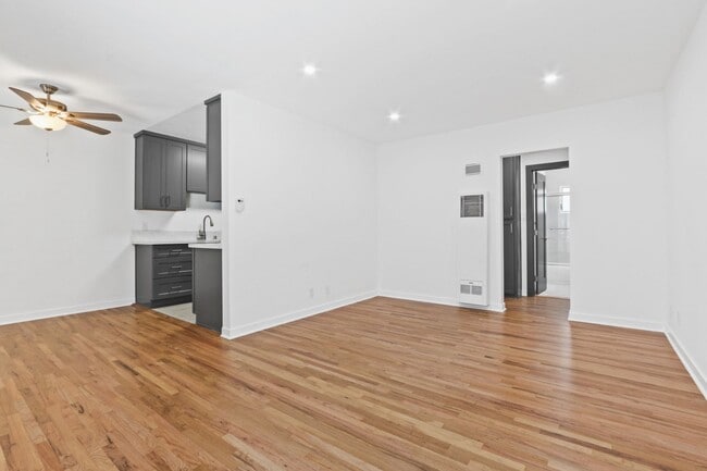 Photo - 844 5th St Unit E