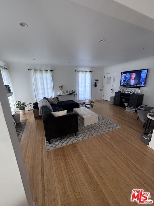 Building Photo - 840 S Curson Ave Rental