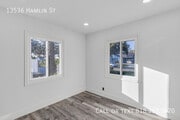 Photo - 13536 Hamlin St