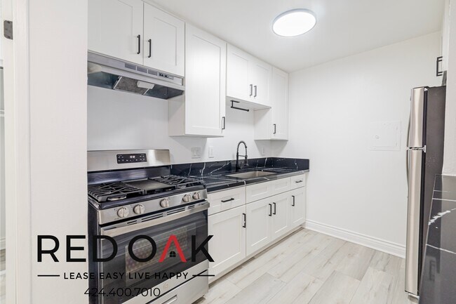 Photo - 6555 La Mirada Ave Unit 18