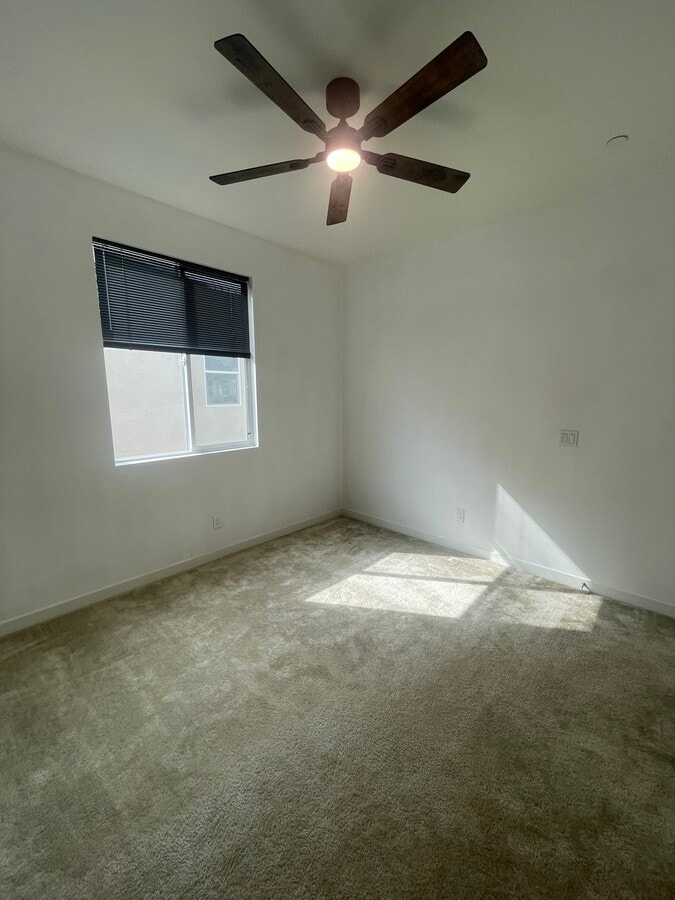 Photo - 27744 Heritage Ln Unit Upstairs 1