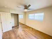 Photo - 515 N Ditmar St